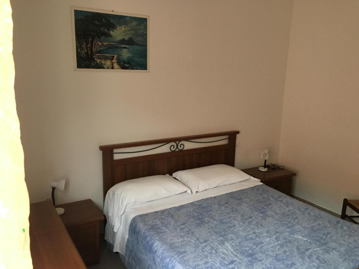 Appartamento Miramare, 2 Camere, Cucina, Bagno, Ventimiglia Ngoại thất bức ảnh