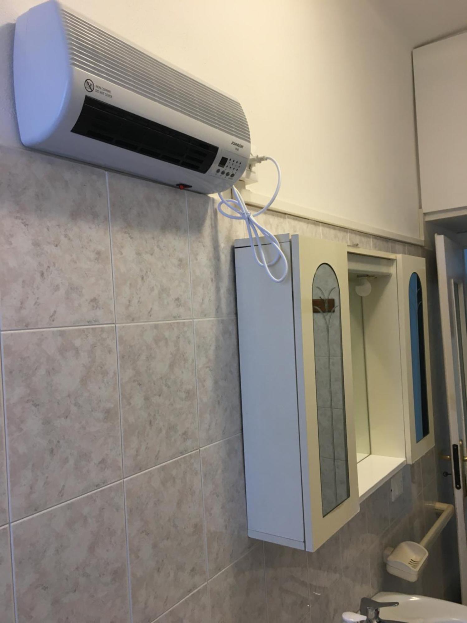 Appartamento Miramare, 2 Camere, Cucina, Bagno, Ventimiglia Ngoại thất bức ảnh